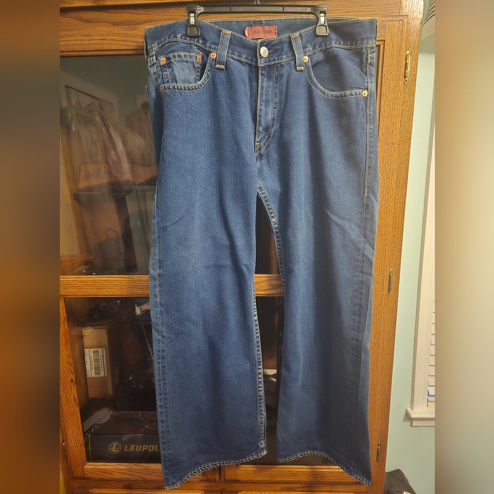 Levis Men loose 36×30 jeans